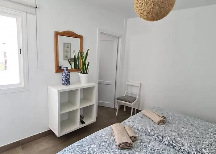 Daire Centrico Con Terraza